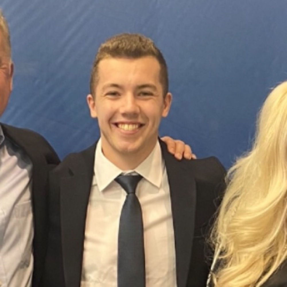 Meet your Posher, Blake